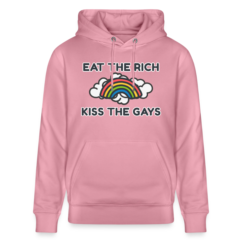 Ein helles Lila bildet die Basis für die harte Ansage „Eat The Rich Kiss The Gays“. Freigestellter Hoodie mit einem bunten Regenbogen, der politischen Widerstand und queeren Pride vereint.