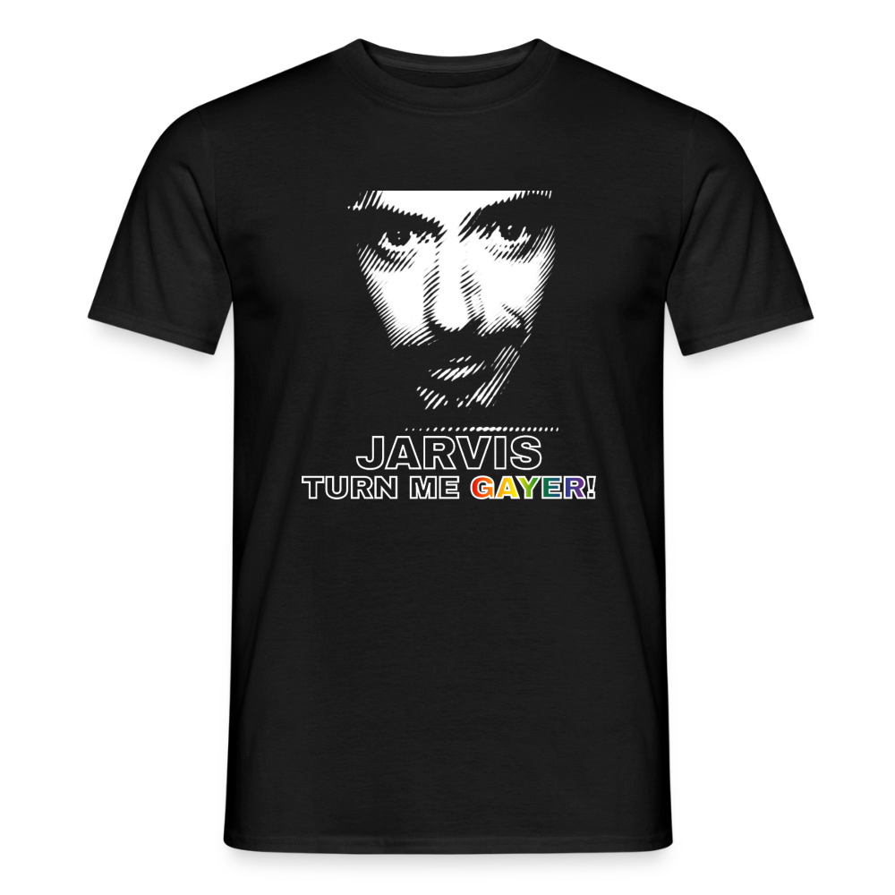 Freigestelltes schwarzes T-Shirt mit einem hochkontrastigen weißen Linien-Porträt. Der Schriftzug „JARVIS TURN ME" in Outlines und „GAYER!" im Regenbogen-Look ist ein klares Statement für schwule Geeks.