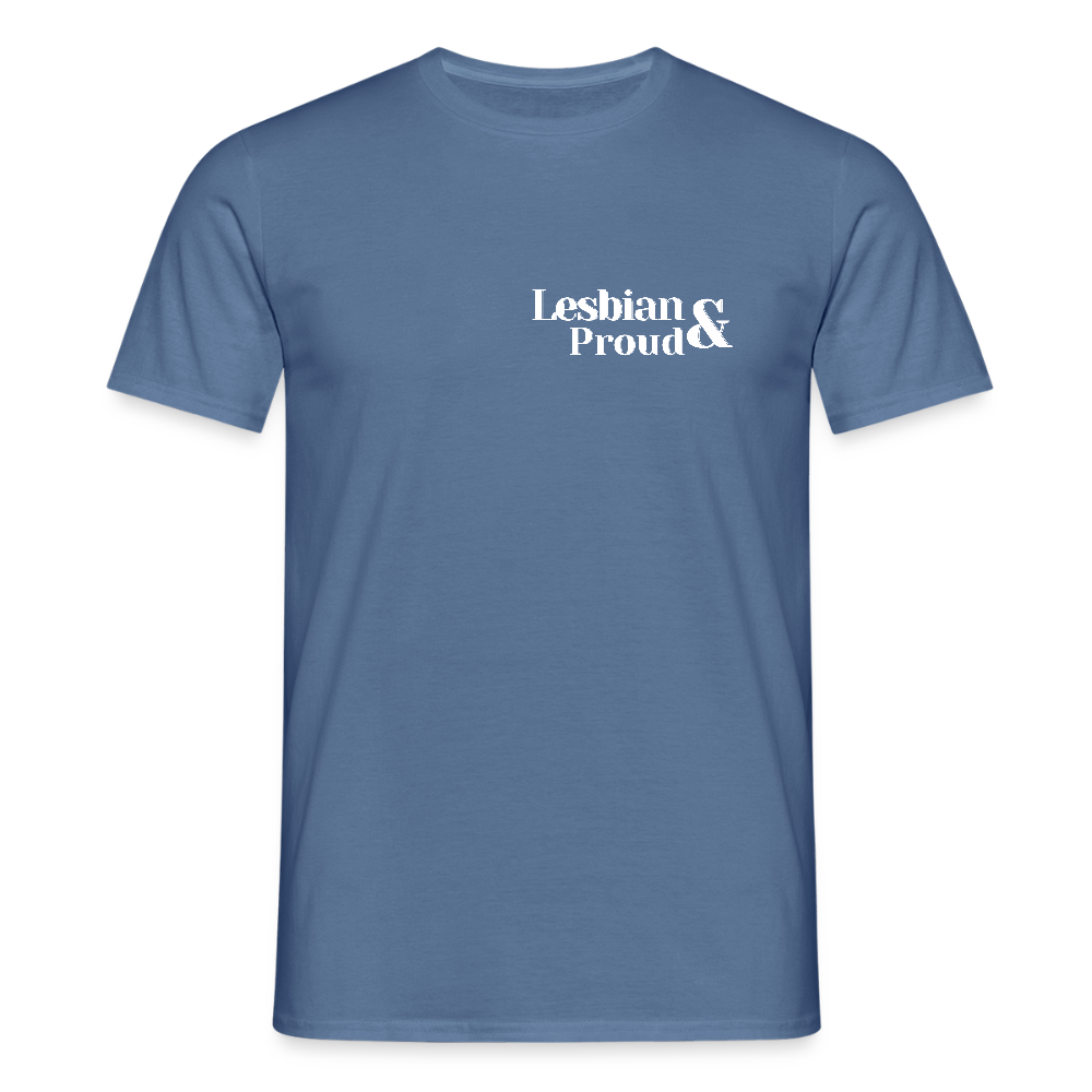 Lesbian & Proud | Regenbogenherz Pride T-Shirt - Taubenblau 