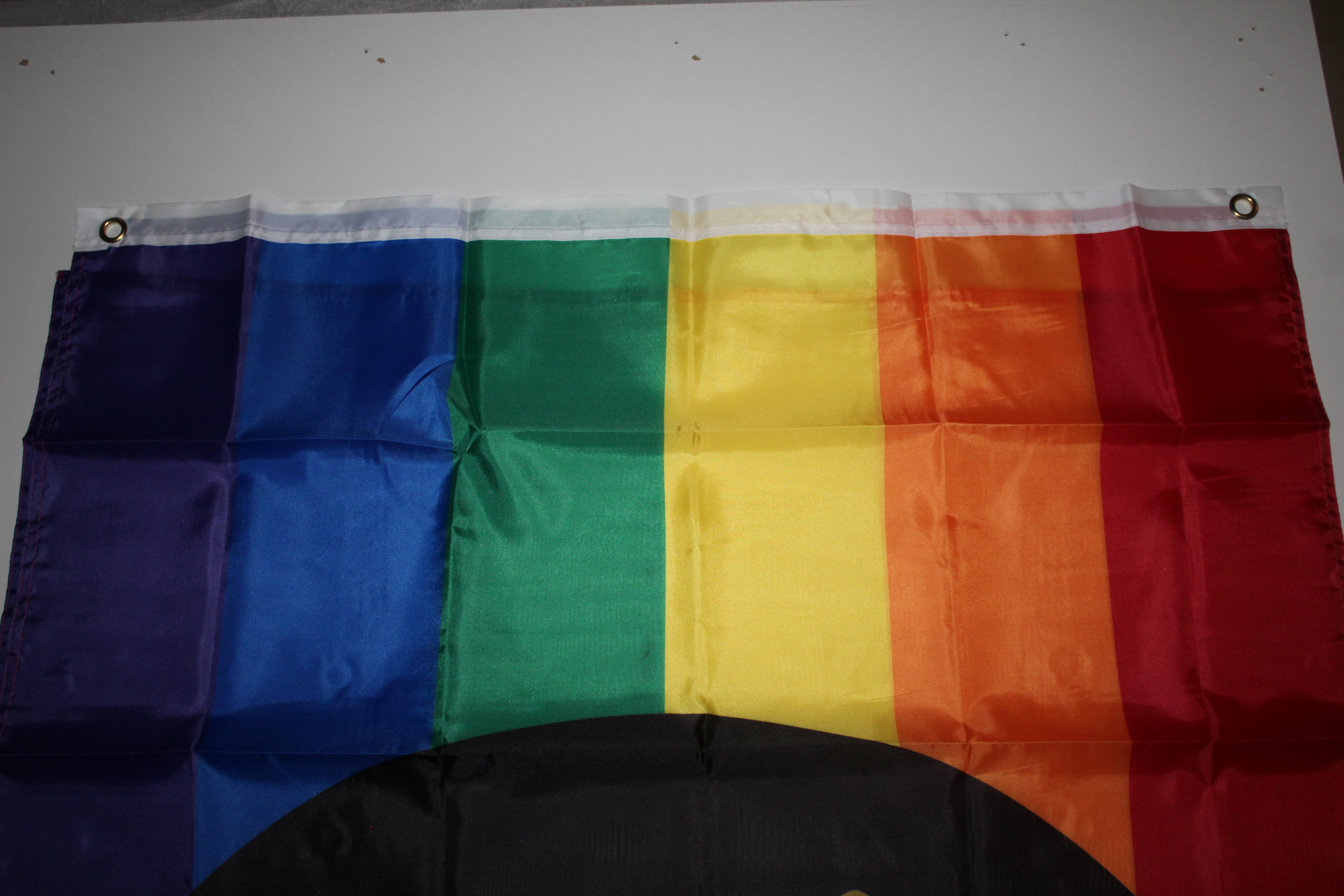 Regenbogen POC Power / People of Color Pride Flag - PrideMerch.de - Team Behinderte im Queer Cities e.V.