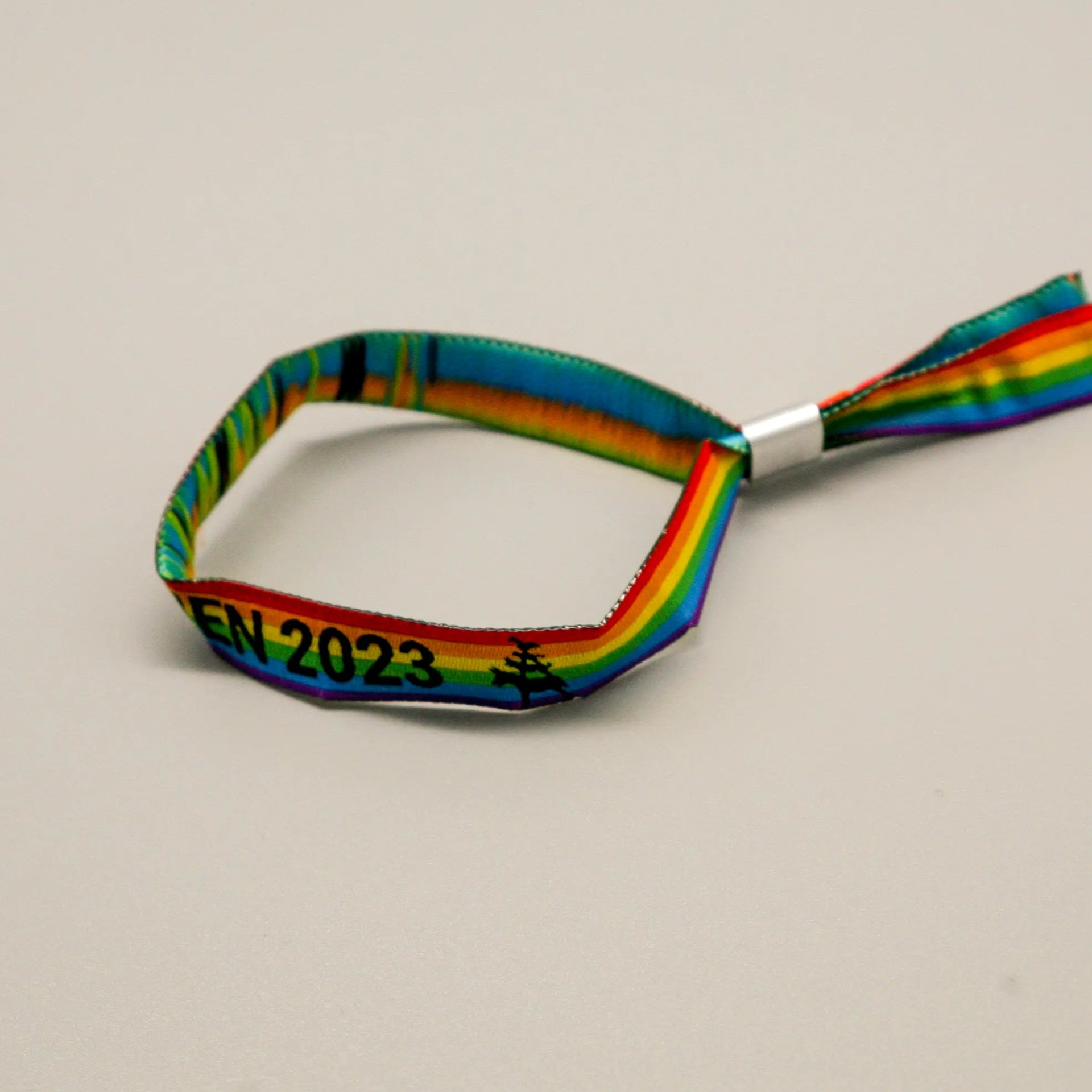 Pride-Armband des CSD Bremen 🌈 (Stoffarmband) - PrideMerch.de - Team Behinderte im Queer Cities e.V.