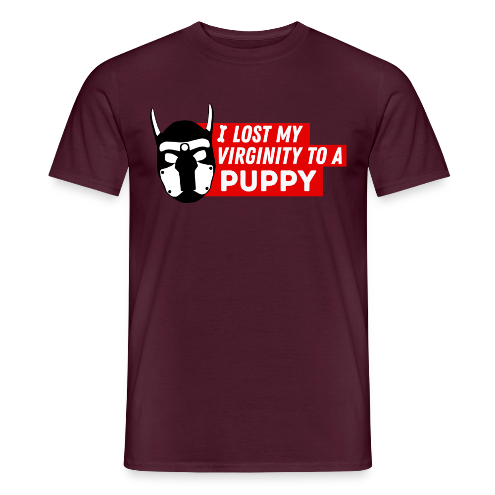 Ziegelrotes T-Shirt mit frechem Puppy Kink Design "I Lost My Virginity To A Puppy" – rotes Statement auf transparentem Hintergrund
