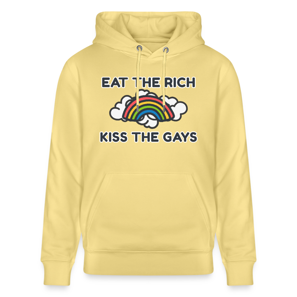 Strahlendes Gelb rückt das Statement „Eat The Rich Kiss The Gays“ in den Fokus. Der bunte Regenbogen mit weichen Wolken macht diesen Hoodie zu einem echten Hingucker für jeden Pride-Event.