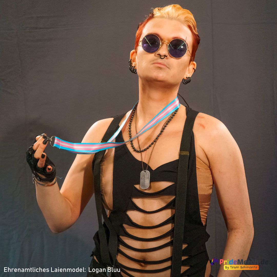 Trans Schlüsselband, lang, mit Karabinerhaken