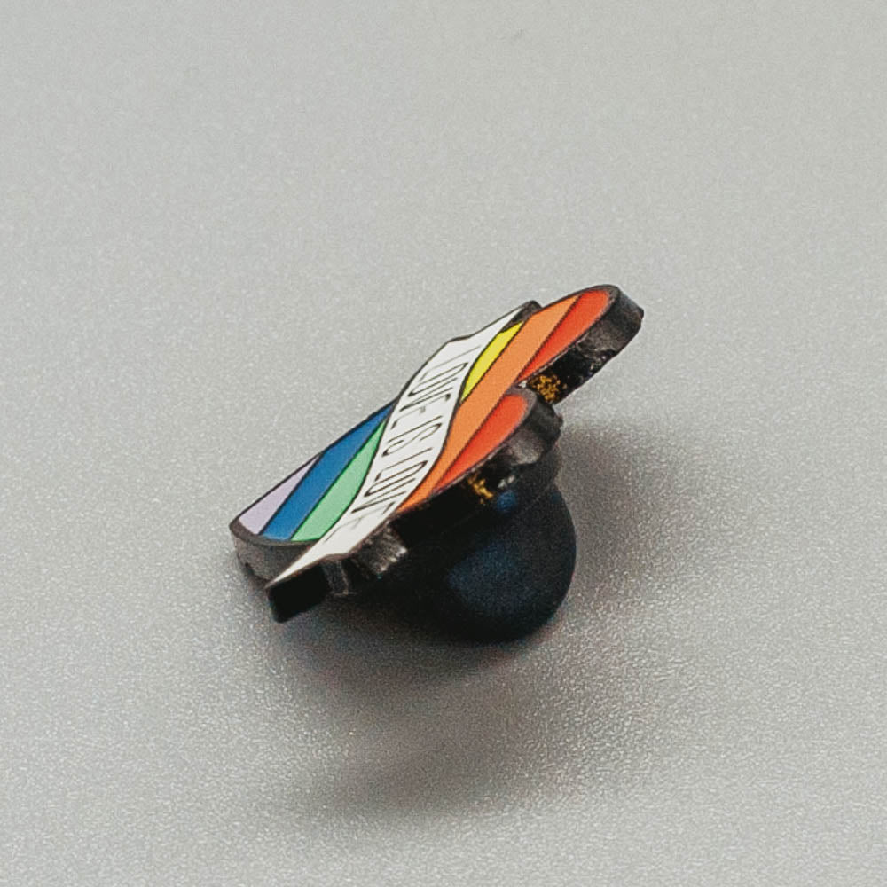 Love is Love Regenbogen Herz Pride-Pin / Love-is-Love-Herz-Anstecker