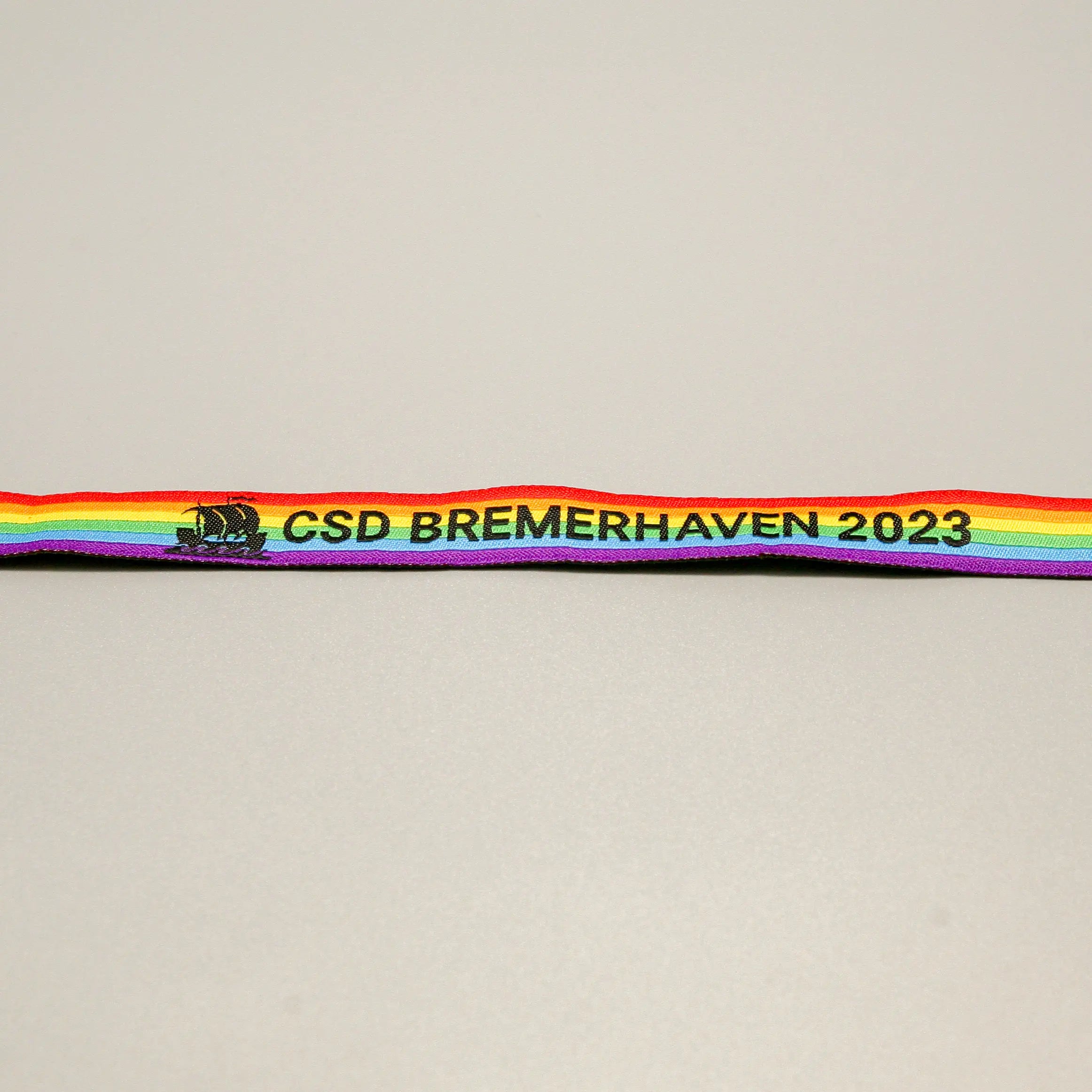 Pride-Armband des CSD Bremerhaven 🌈 (Stoffarmband) - PrideMerch.de - Team Behinderte im Queer Cities e.V.