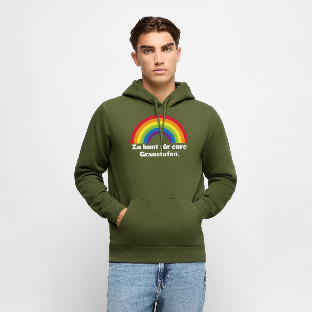 Männliches Modell trägt den Zu bunt für eure Graustufen Pride Hoodie in Khaki vor einer weißen Wand